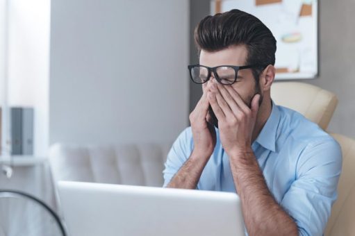 Tired Eyes? Try These Tips To Protect Your Eyes