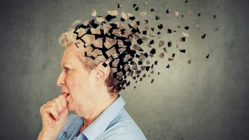 Alzheimer’s disease: 5 daily habits that increase risk!