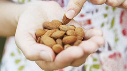 A study has discovered that almonds can aid in weight loss and enhance heart health.